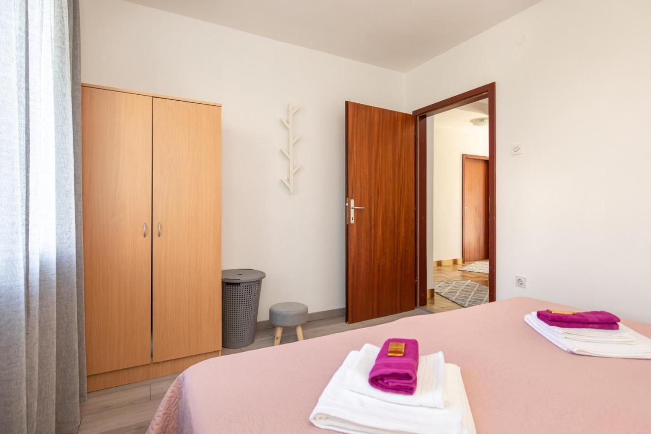 Apartment Lora Цриквениця Екстер'єр фото