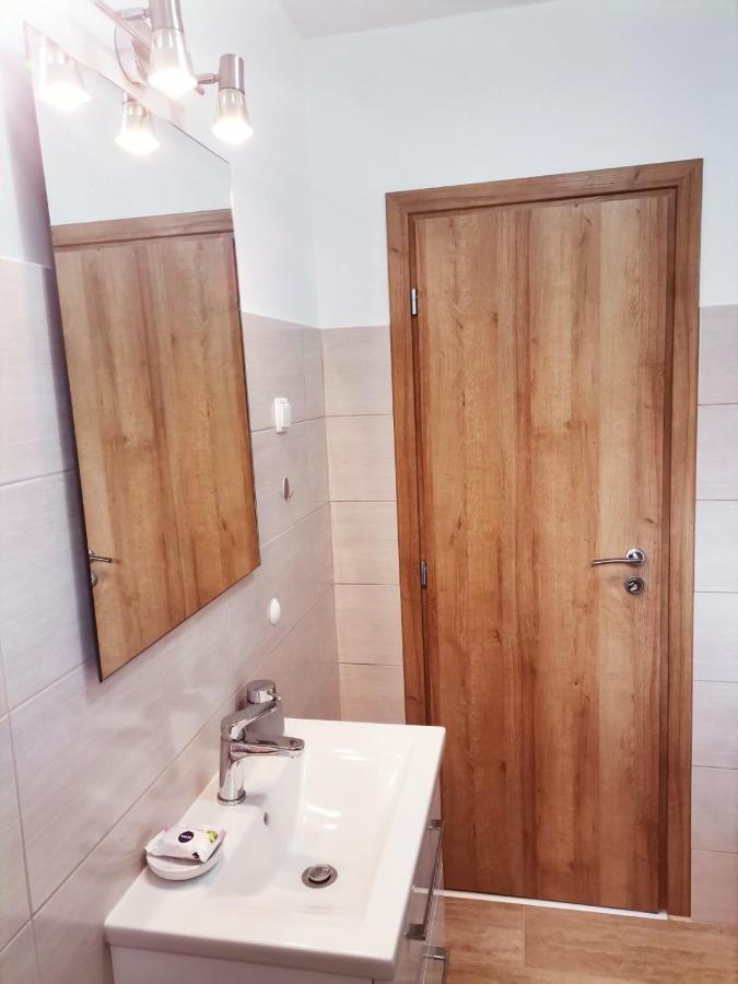 Apartment Lora Цриквениця Екстер'єр фото